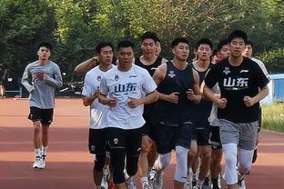 中国男篮对阵菲律宾首发：付豪、李凯尔、张镇麟、赵睿、周琦